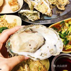 烧蚝网红店,舌尖上的潮流美食传奇